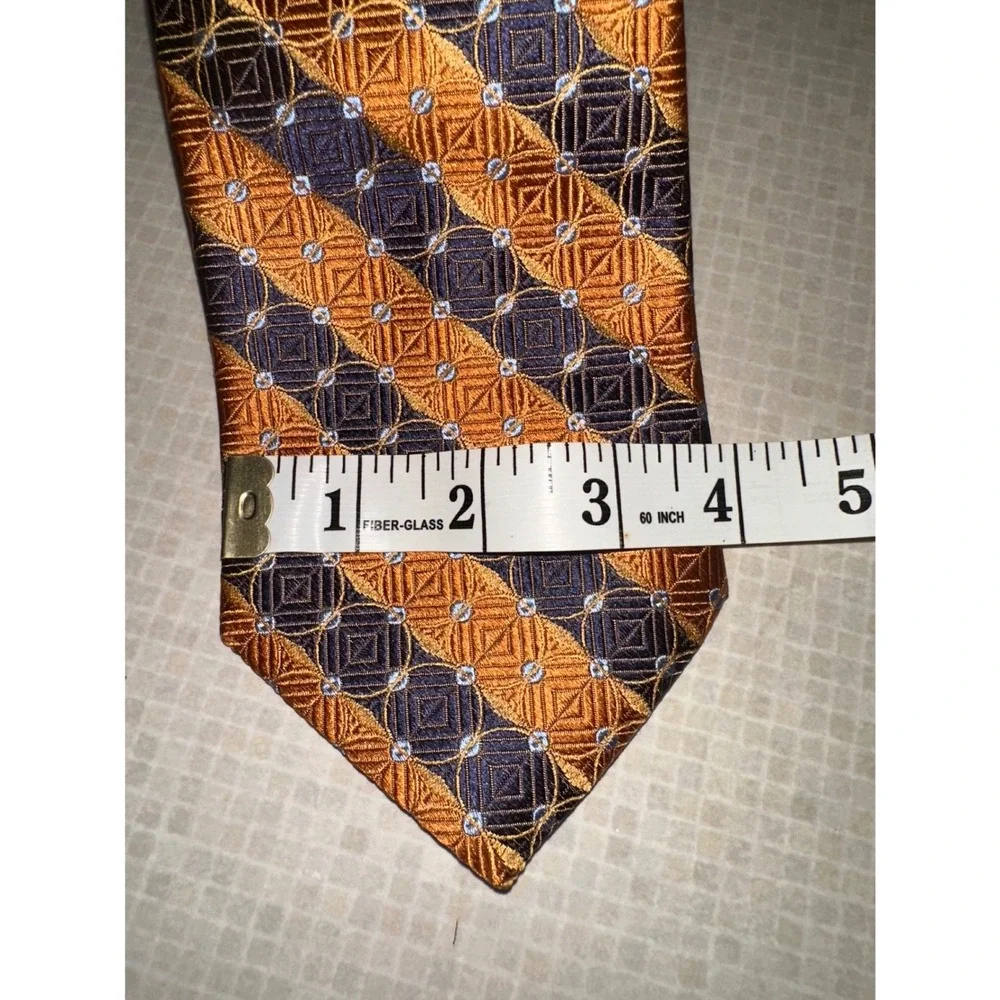 JOS.A.BANK SILK TIE 52‎ X 4